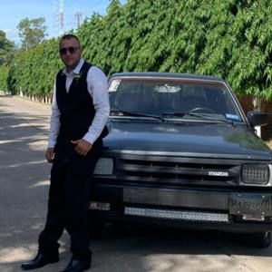 Meet your Posher, Jonatan